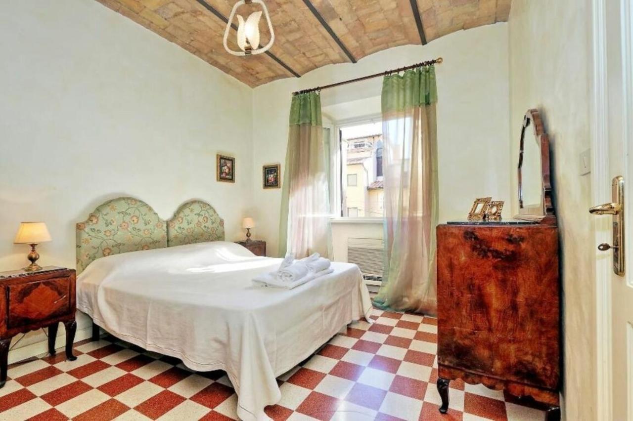 Borgo Vittorio Apartment Рим Екстериор снимка