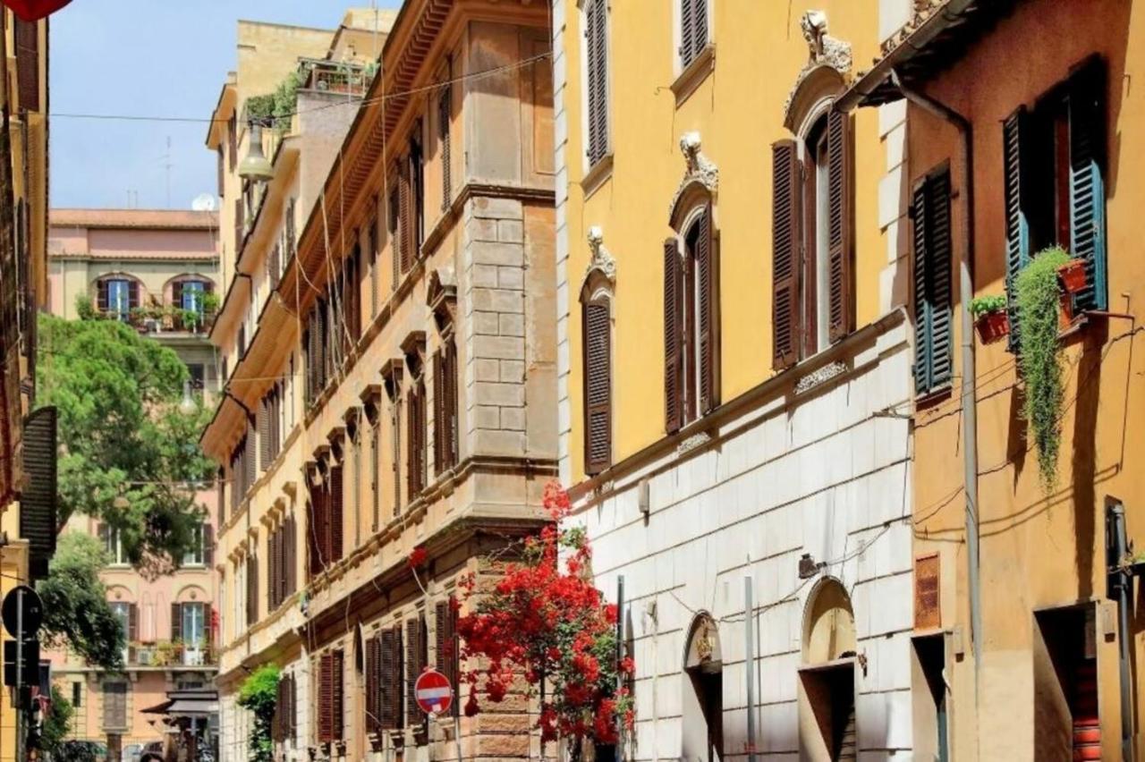 Borgo Vittorio Apartment Рим Екстериор снимка