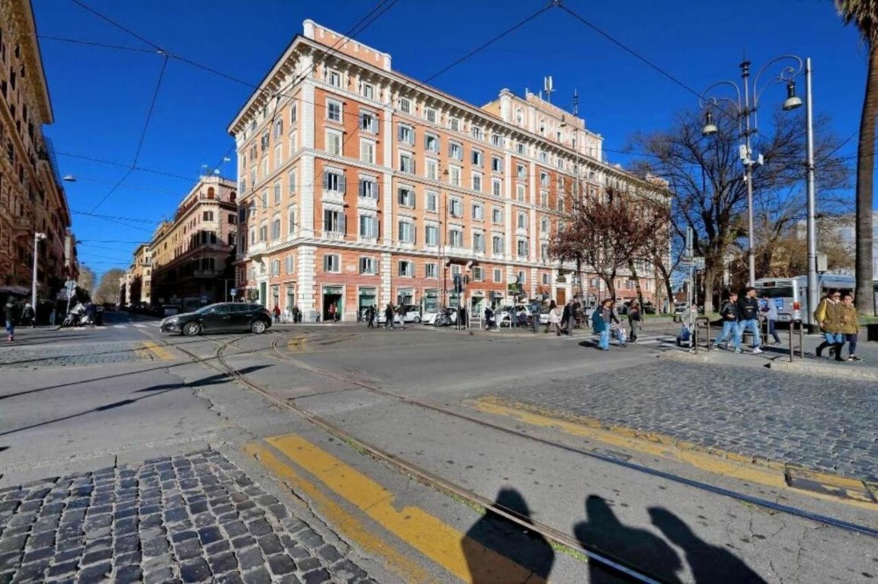 Borgo Vittorio Apartment Рим Екстериор снимка